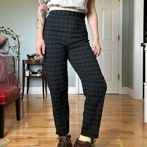 High-Waist Plaid Tapered Pants - Dark Green and Navy